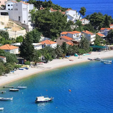 Double Stanici 14782a 招待所 奥米什